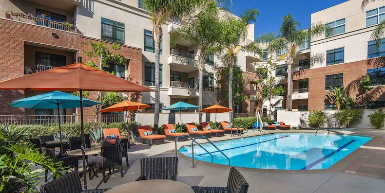 Image of The Village at Northridge (9)