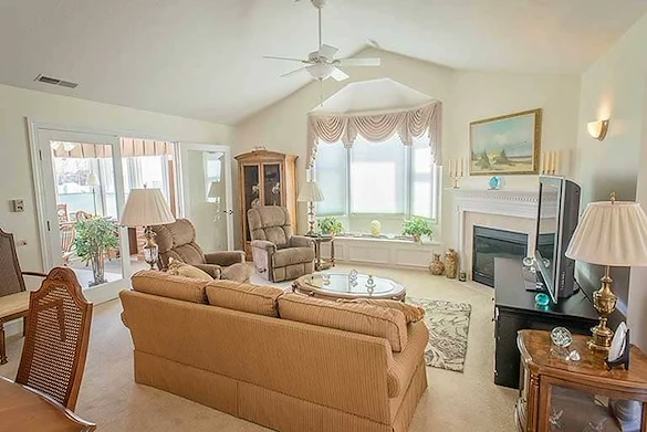 Image of The Chapel Hill Community (3)