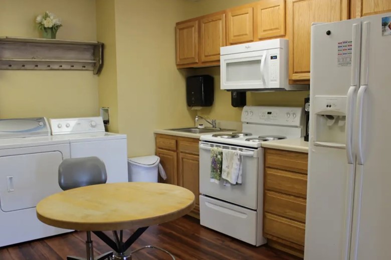 Image of Waters Of Columbia City Skilled Nursing Facility (5)