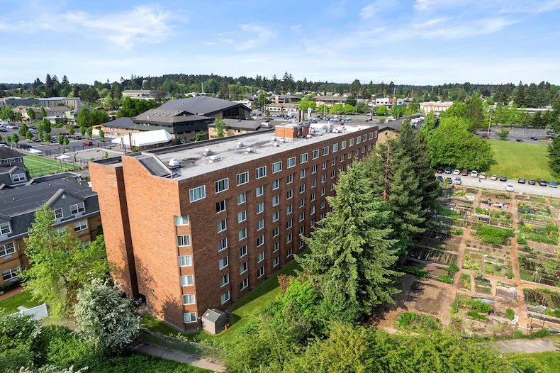 Image of Life Manor Senior Living (1)