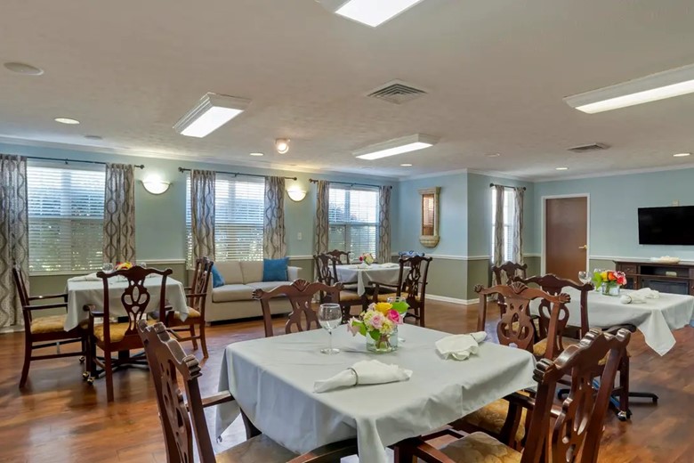 Image of Charlton Place Rehab & Healthcare Center (8)