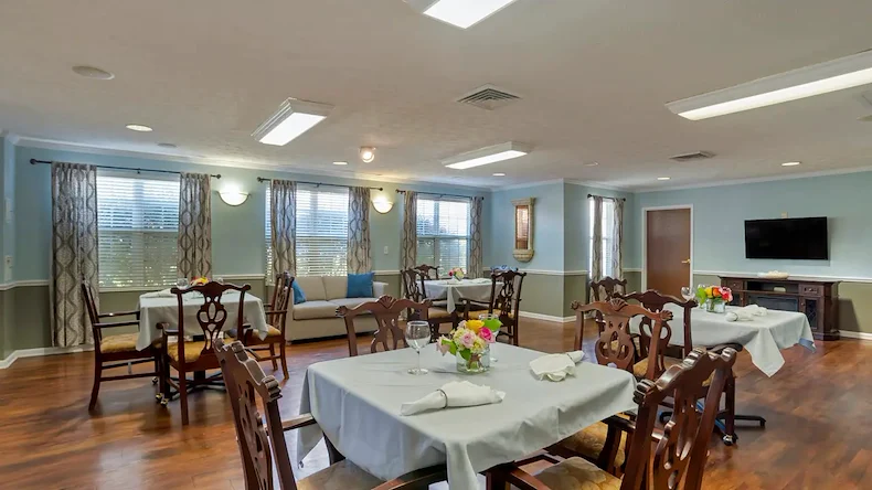 Image of Charlton Place Rehab & Healthcare Center (8)