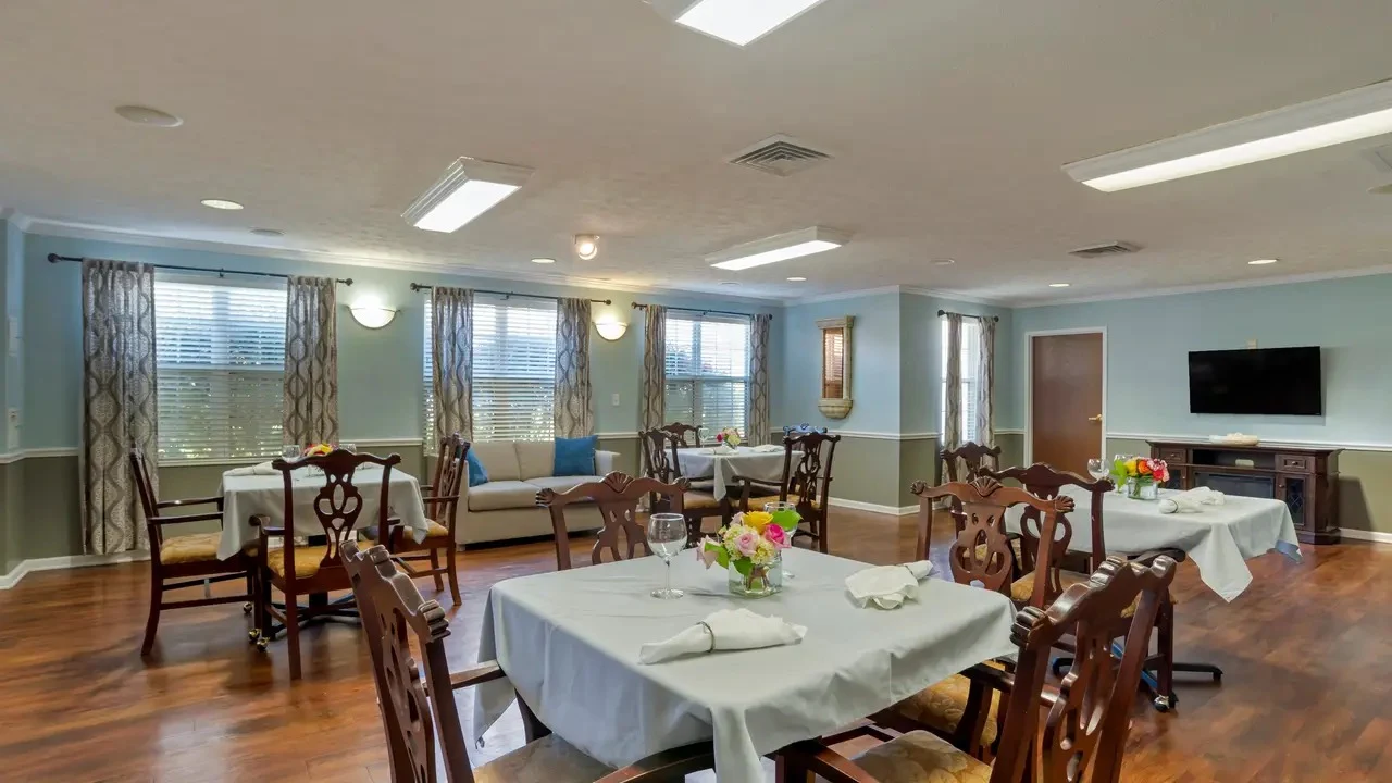 Image of Charlton Place Rehab & Healthcare Center (8)