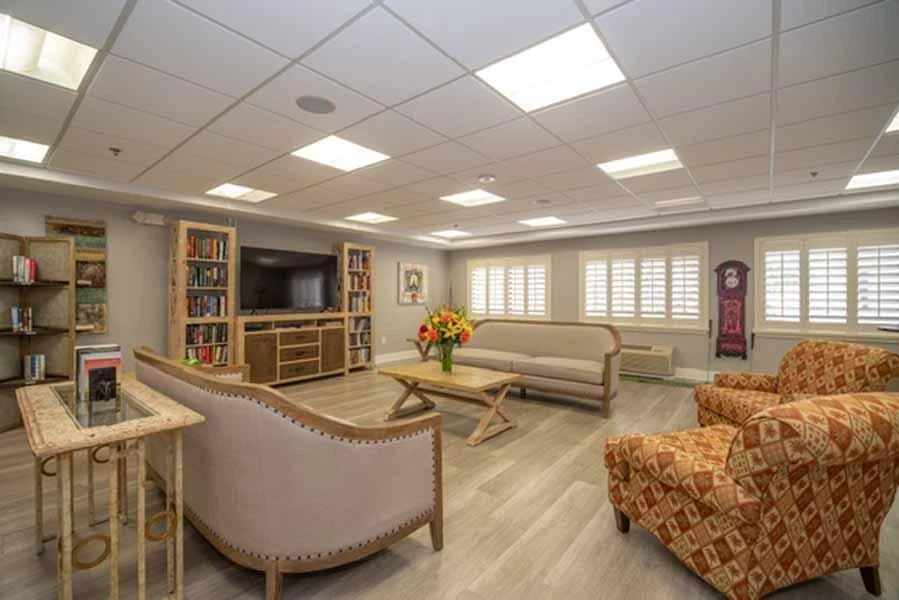 Image of Tuscany Heights Senior Living (5)