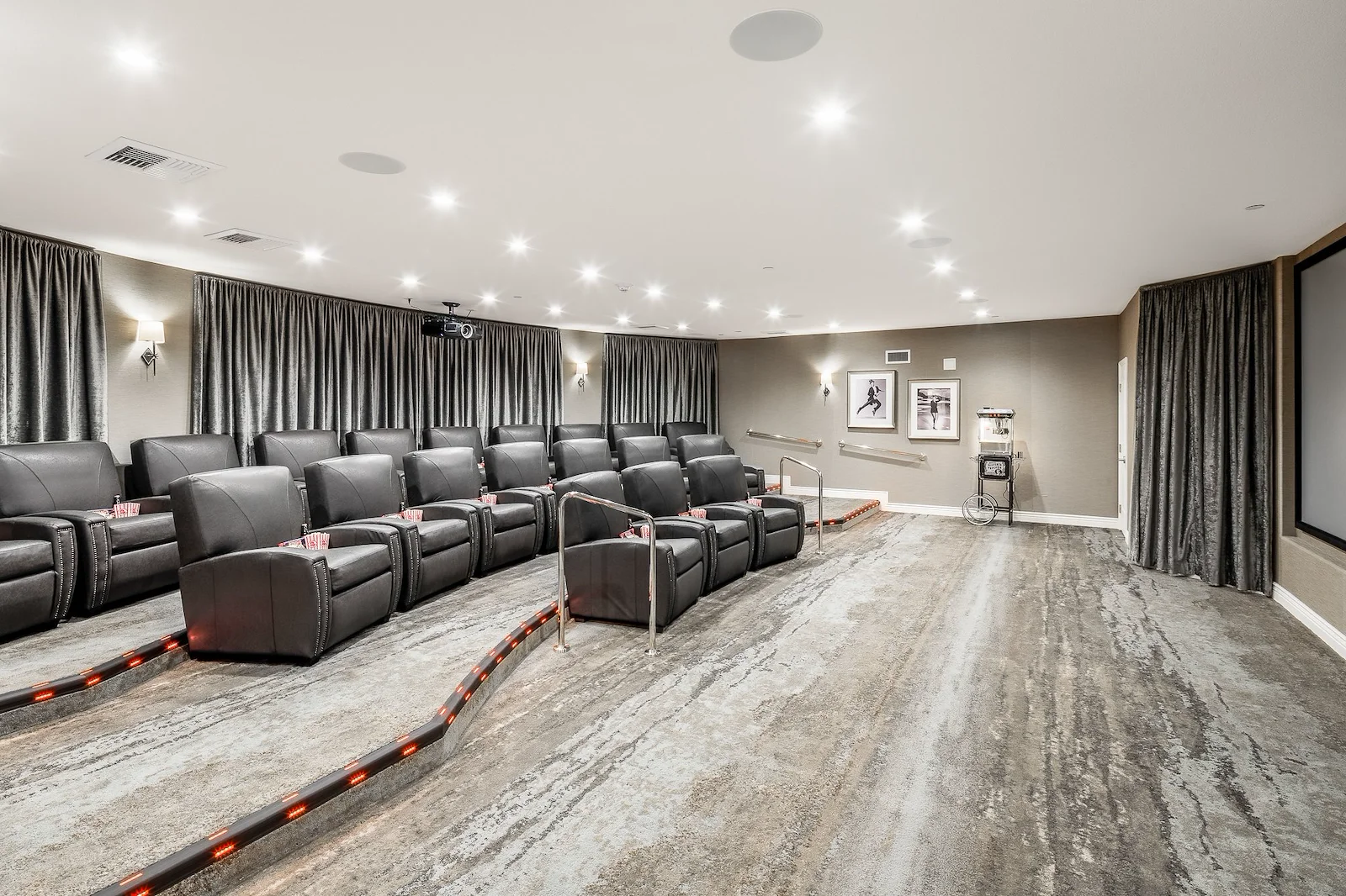 Image of Santianna (7)