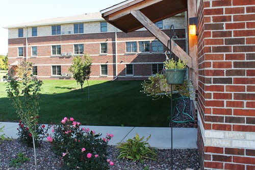 Image of Three Oaks Circle (2)