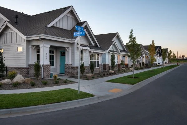 Image of Cadence At Century Farm (6)