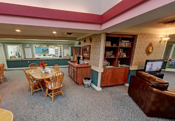 Image of Eventide Lake Country Manor (3)