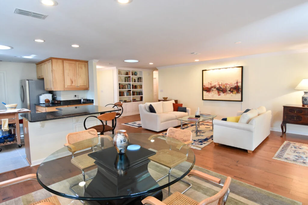 Image of Westminster Oaks (8)