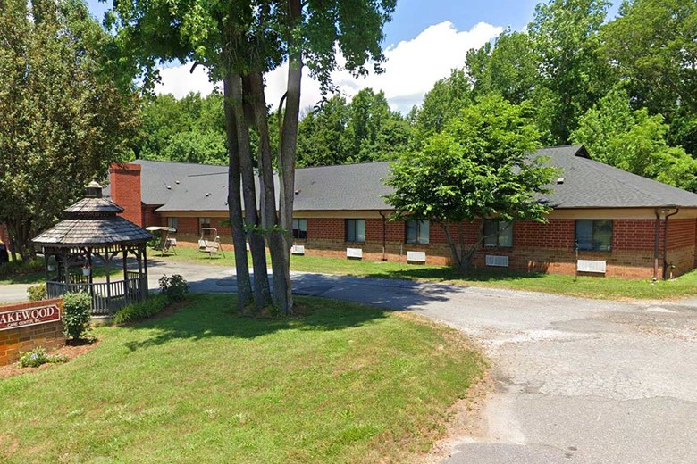 Image of Lakewood Care Center (1)