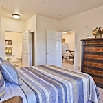Pioneer Ridge Gracious Retirement Living Hawthorn Senior Independent Living in McKinney, Texas apartment bedroom