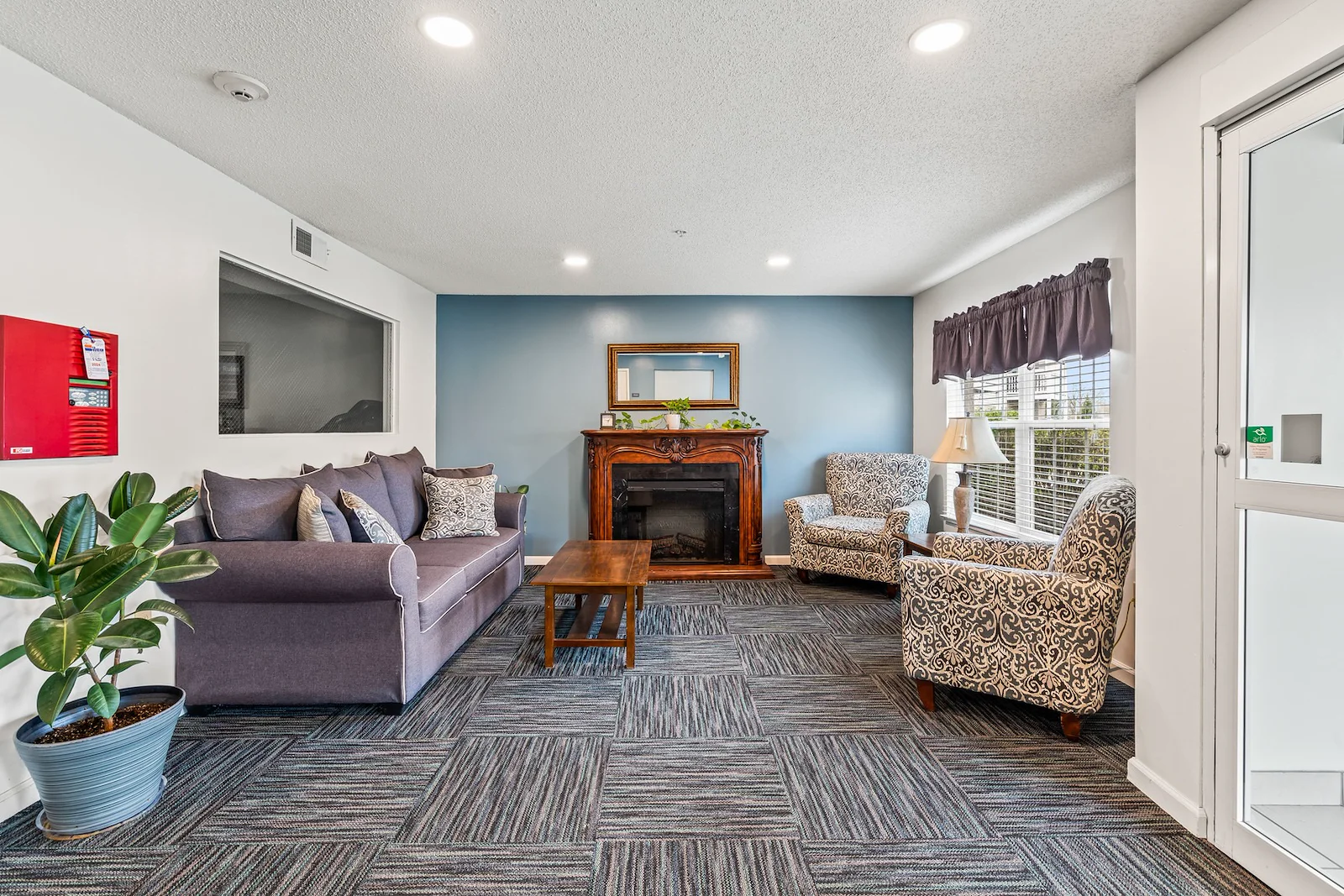 Image of Pheasant Run Senior (2)