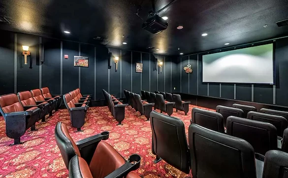 Image of Conservatory at Alden Bridge (8)