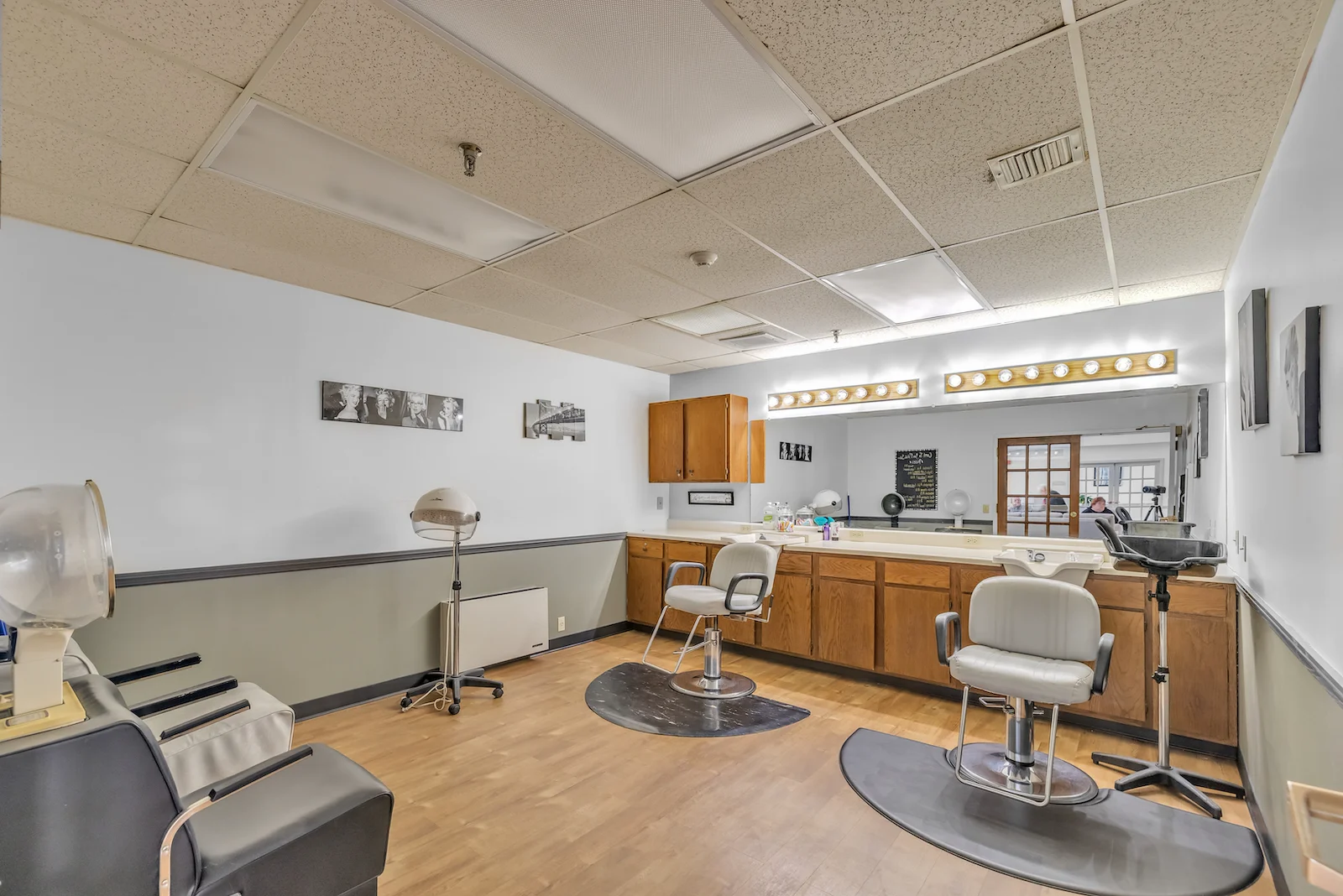 Image of Moweaqua Rehabilitation & Health Care Center (8)