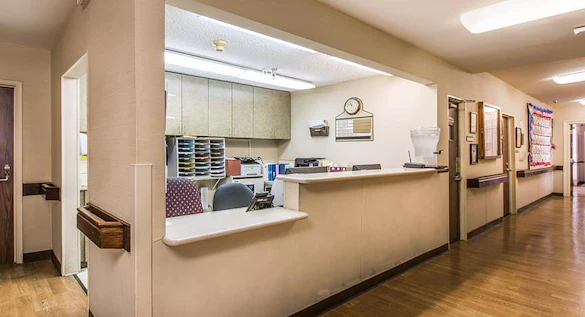 Image of The Earlwood (2)