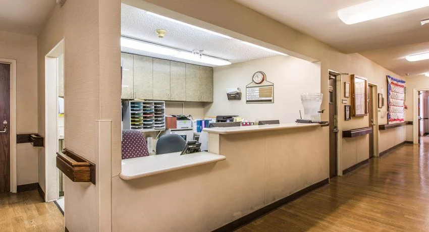 Image of The Earlwood (2)