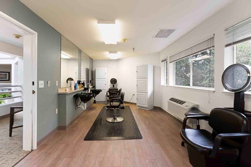 Parkrose Chateau Gracious Retirement Living Hawthorn Senior Independent Living in Portland, Oregon beauty hair salon