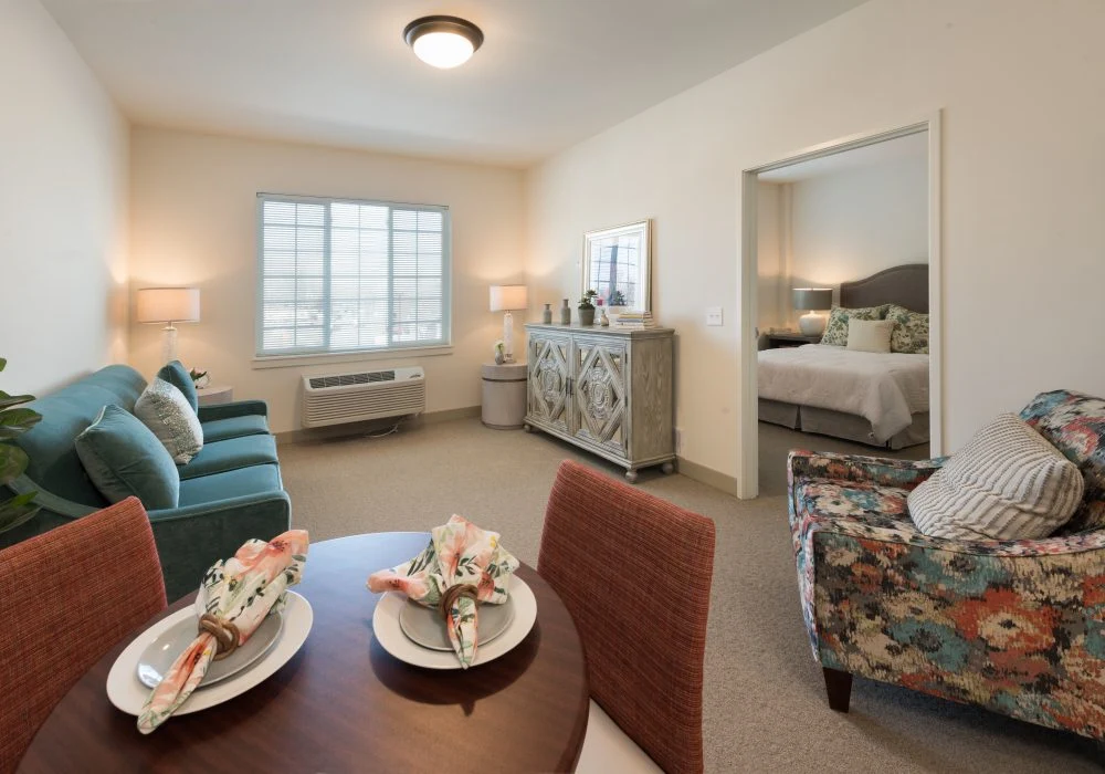 Charter Senior Living of Brookfield apartment