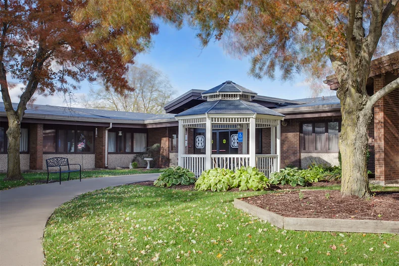 Image of Symphony Maple Crest (1)