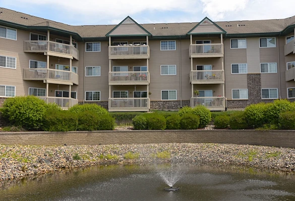 Image of Meadowood Shores Senior Living (1)