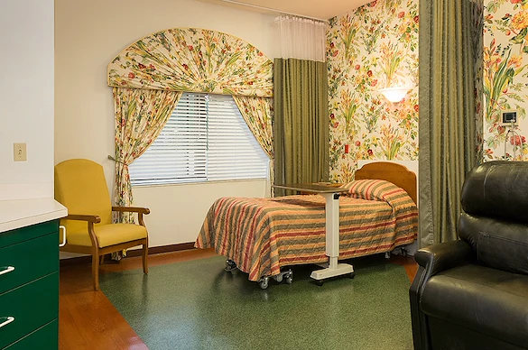 Image of Gardens Court (2)