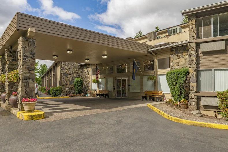 Image of Solista Salem by Cogir (1)