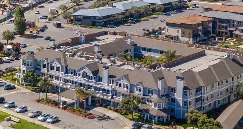 Image of Cardinal Point (1)