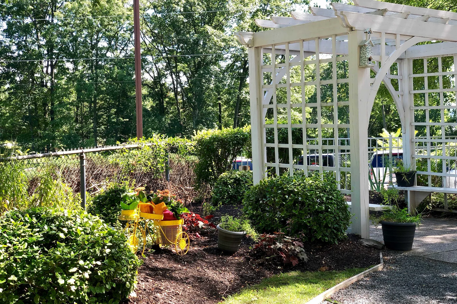 Image of Adviniacare Oakland Grove LLC (3)