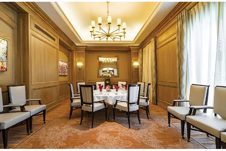 Image of The Peninsula Regent (2)