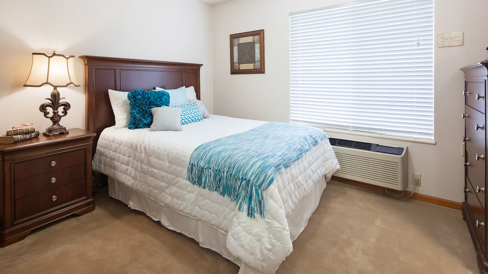 Image of The Windsor of Lawrence (9)