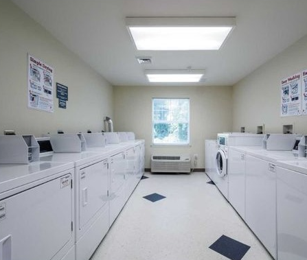 Image of BCI Fairgreen Apartments (7)