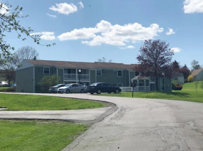 Image of Knoll Apartments at Bethany Village (2)