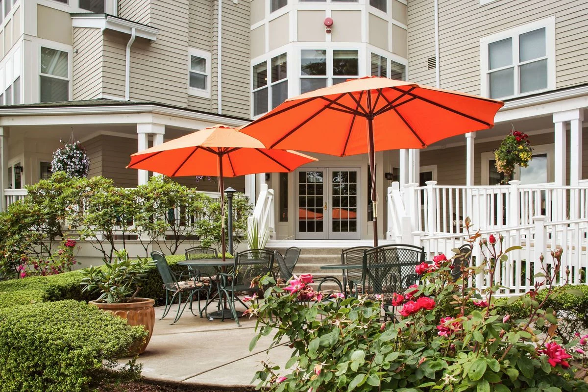 Image of Vineyard Park of Mercer Island (3)