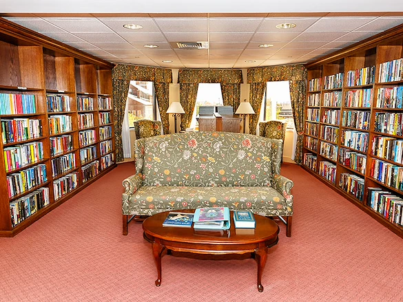 Image of Holiday Walnut Woods (5)