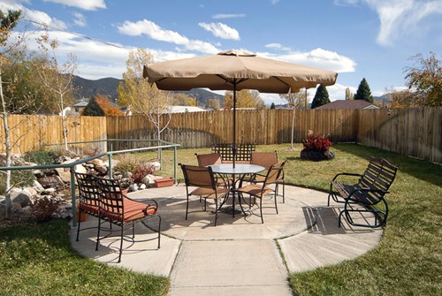 Image of Columbine Manor Care Center (2)