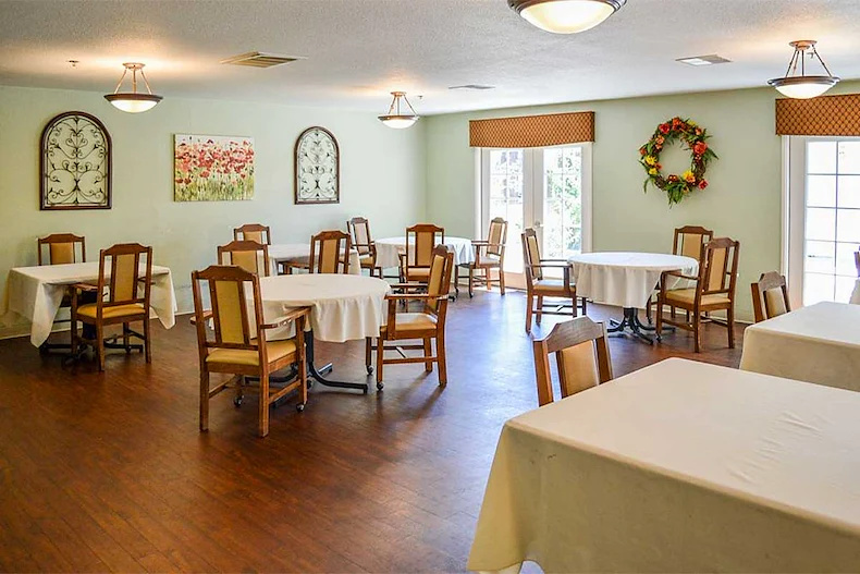 Image of Courtyard Terrace (4)