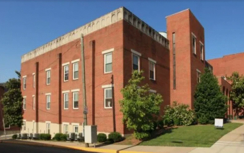 Image of Moesser House Seniors (1)