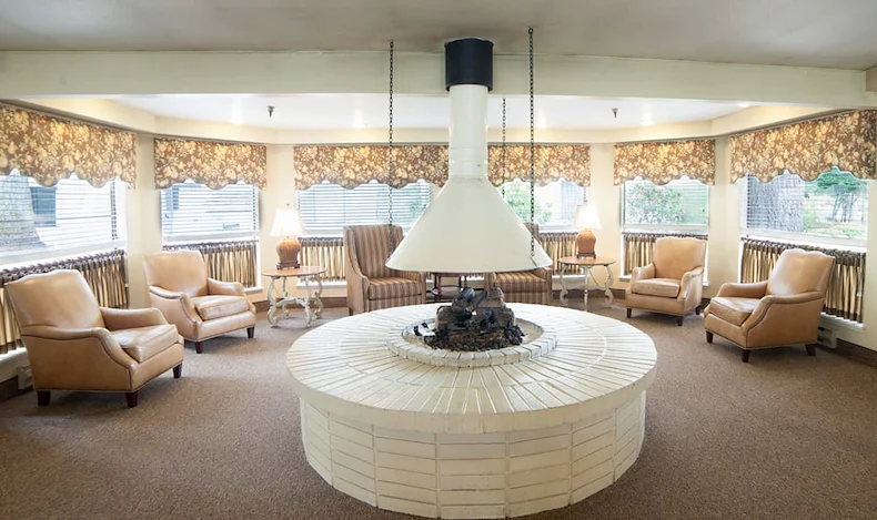 Image of Olympics West Senior Living Community (4)