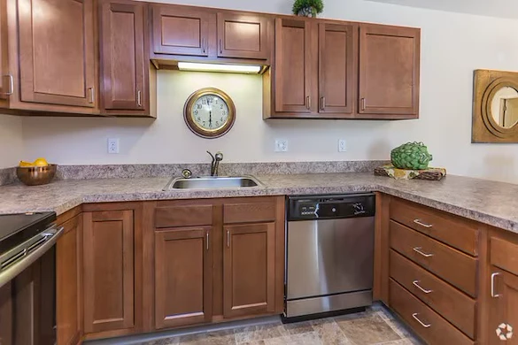 Image of Glenwood Square Senior Apartments (2)