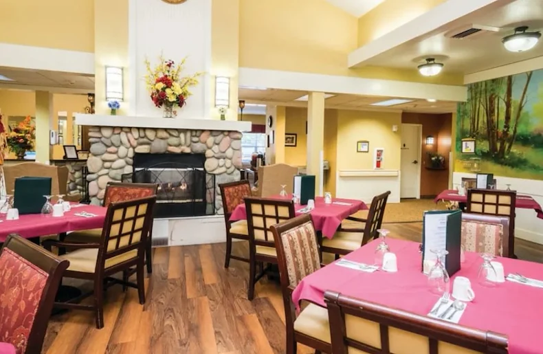 Image of Lakeland Senior Living (4)