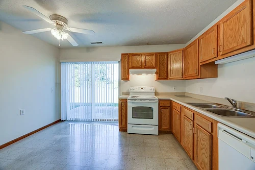 Image of Meridian Greene II (8)