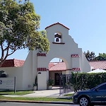 Image of Silverado Tustin Hacienda Memory Care Community (1)