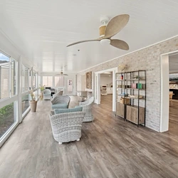 Image of Myrtle Beach Manor (2)