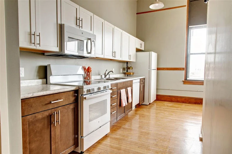 Image of Marquette Hall (9)