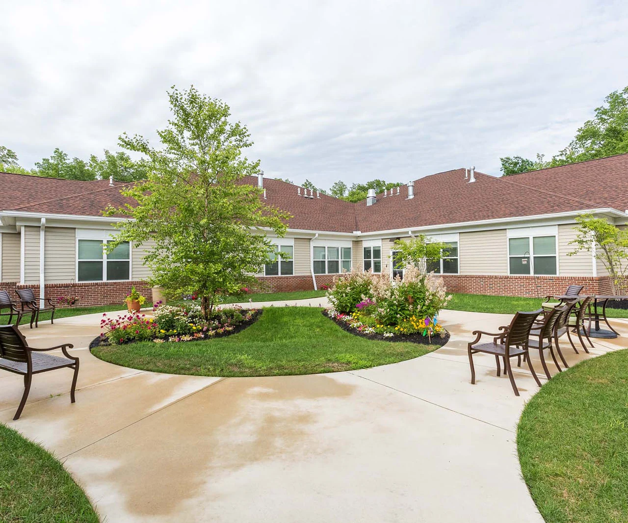 Image of Independence Village of Avon Lake (3)