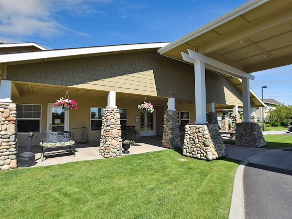 Image of Prestige Senior Living High Desert (2)