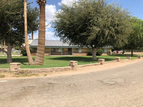 Image of Paradise Oasis (2)
