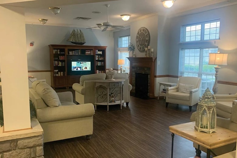 Image of River Crossing Assisted Living (3)