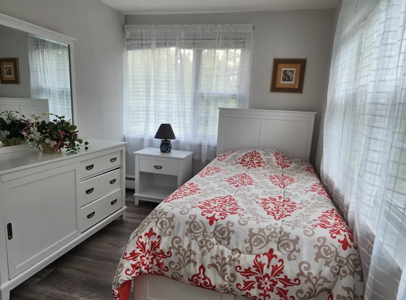 Image of Bryan Manor (7)