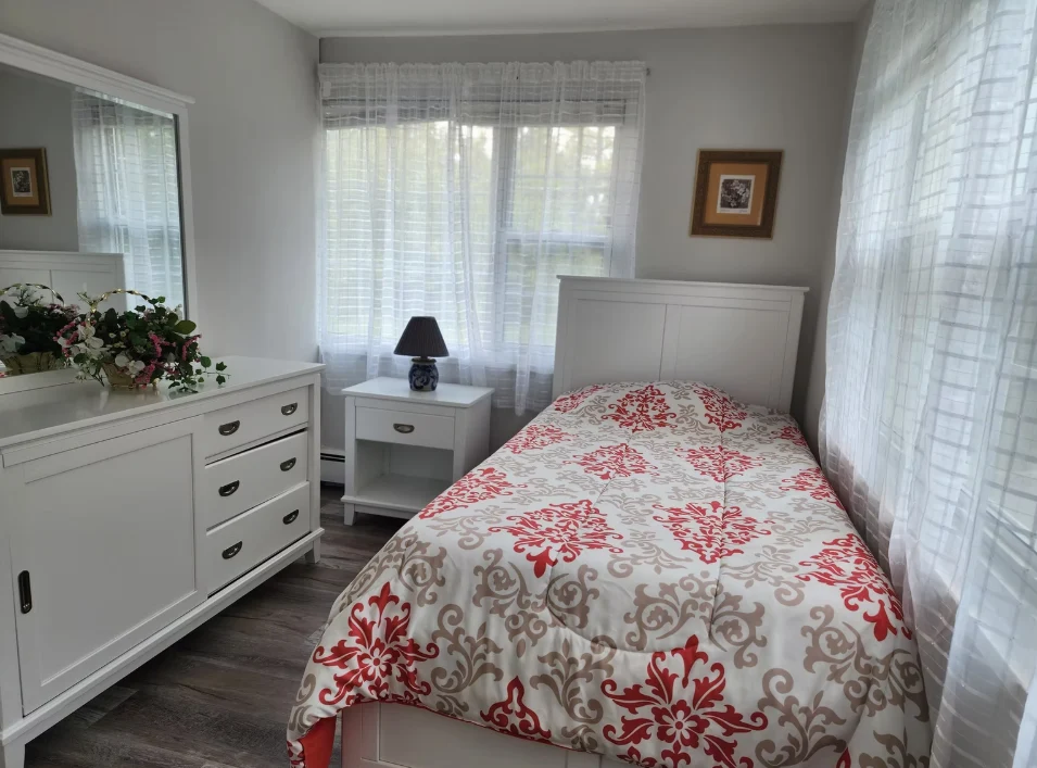 Image of Bryan Manor (7)